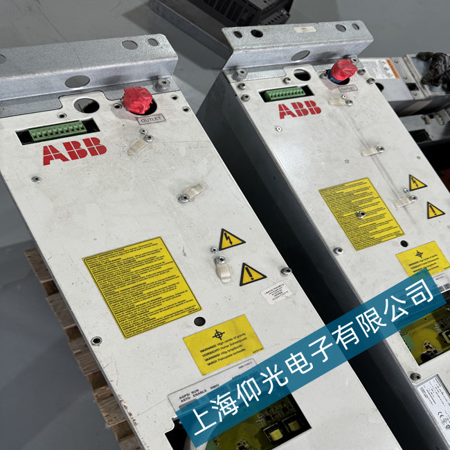 蘇州各行ABB變頻器ACS800報7121通常表示電機發(fā)生了堵轉(zhuǎn)故障急需維修