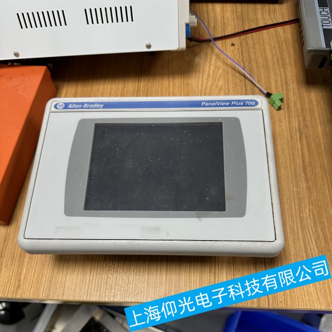 佛山AB羅克韋爾觸摸屏2711P-K4M5D個別區(qū)域無法觸摸故障維修2小時快修